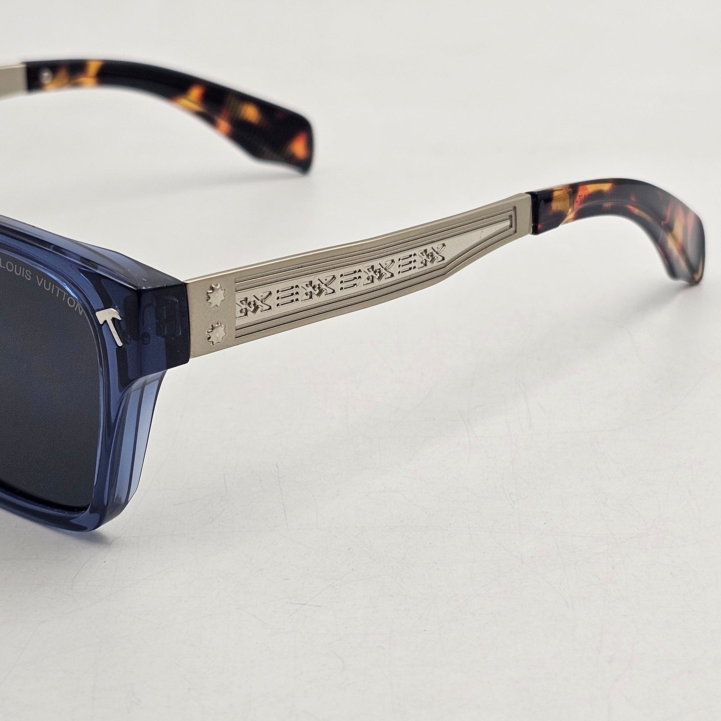 LV Stylish Trendy Sunglass | LV S63 E