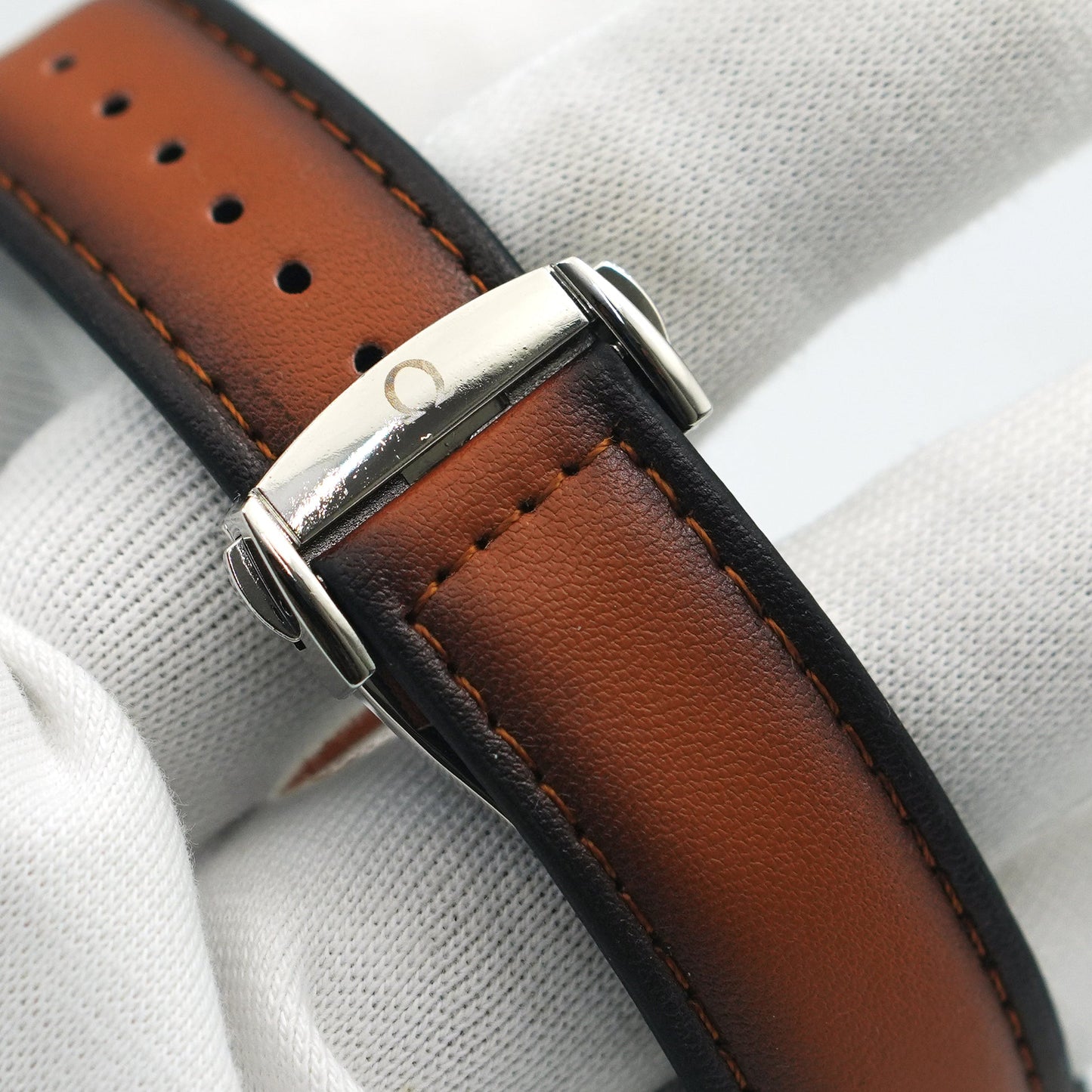 OMEGA Premium Quality Active Chronograph Quartz Watch | OMGA Watch CS 2099 G