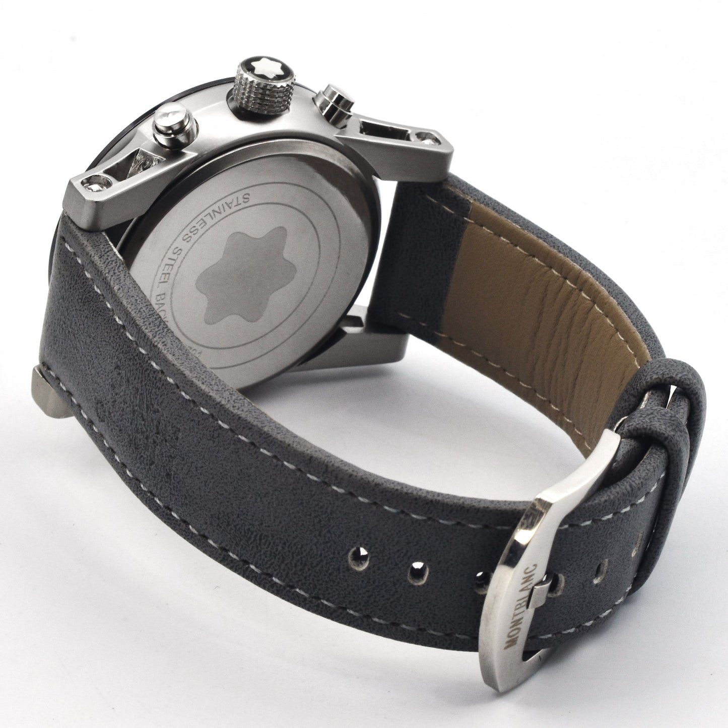 Mont B Watch 03