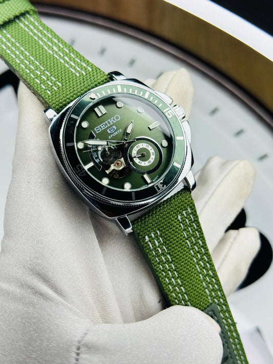 Stylish SEIKO Mechanical Watch | SKO Watch S5 B