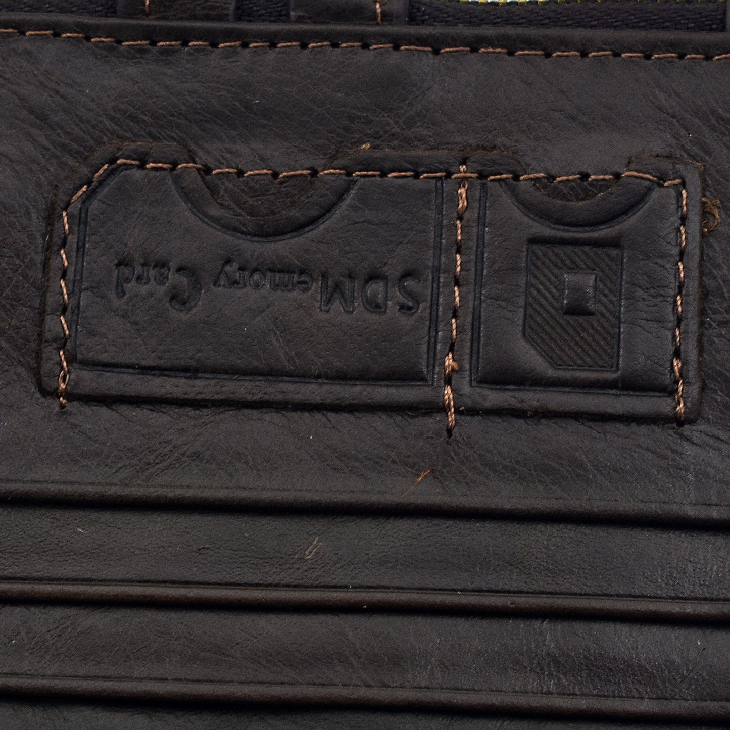 Original Kavis Wallet | Pocket Size Wallet | Kavis 18